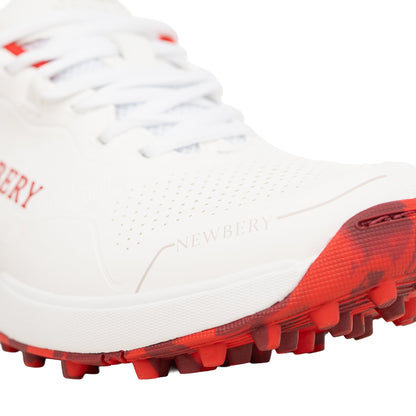 Newbery 360 Cricket Shoe - White & Red Pimples